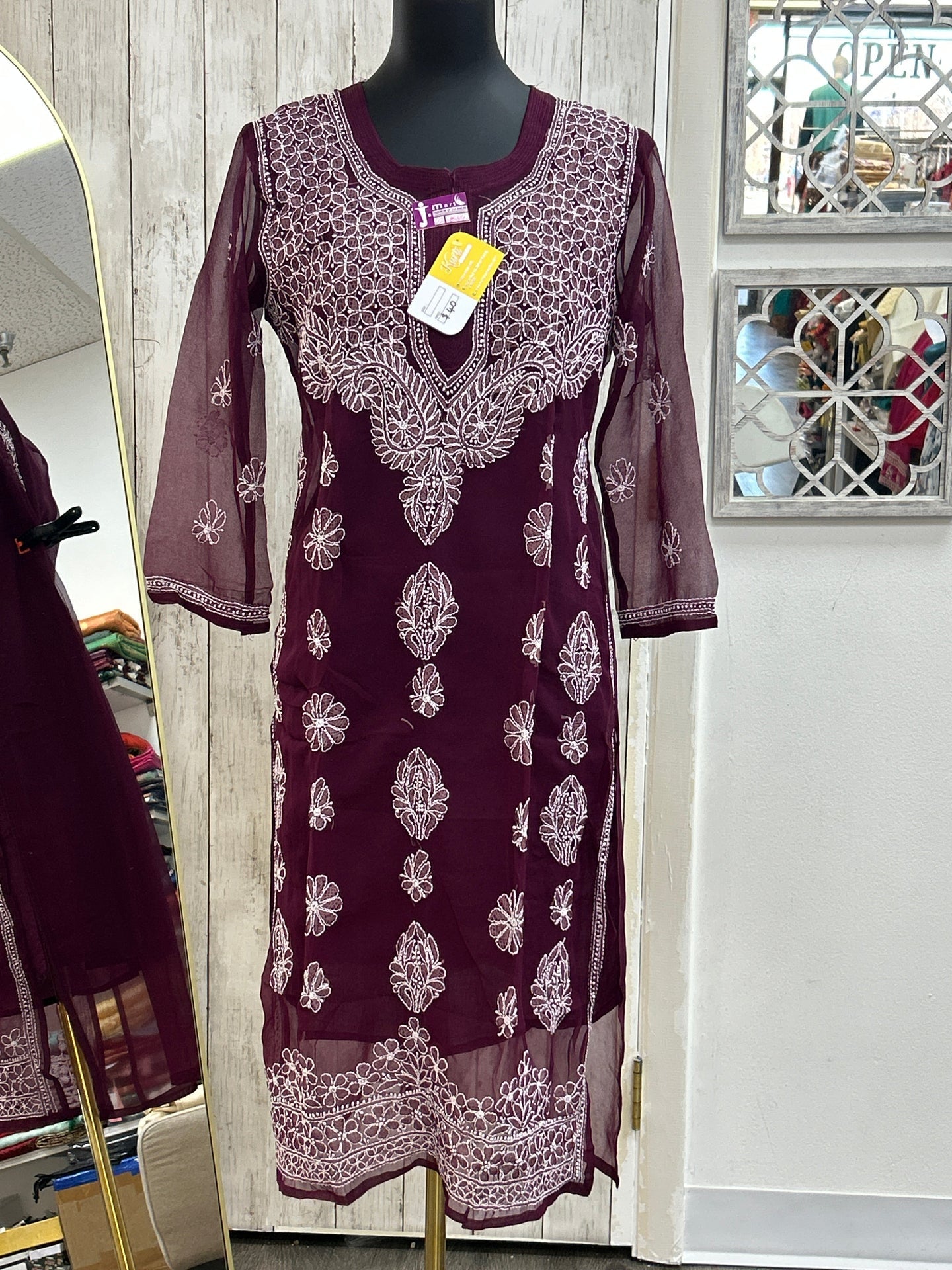 Chiffon Chikankari kurti