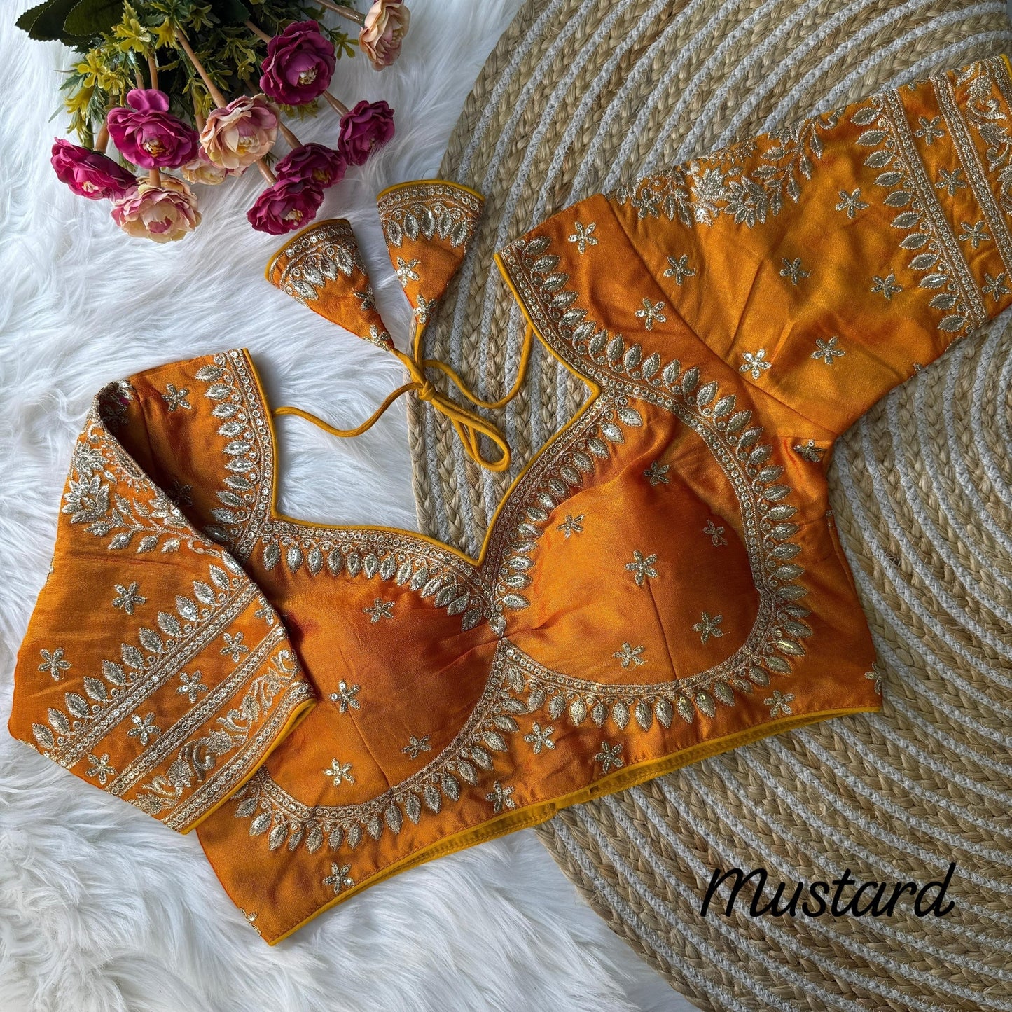 Madhubala : readymade blouse