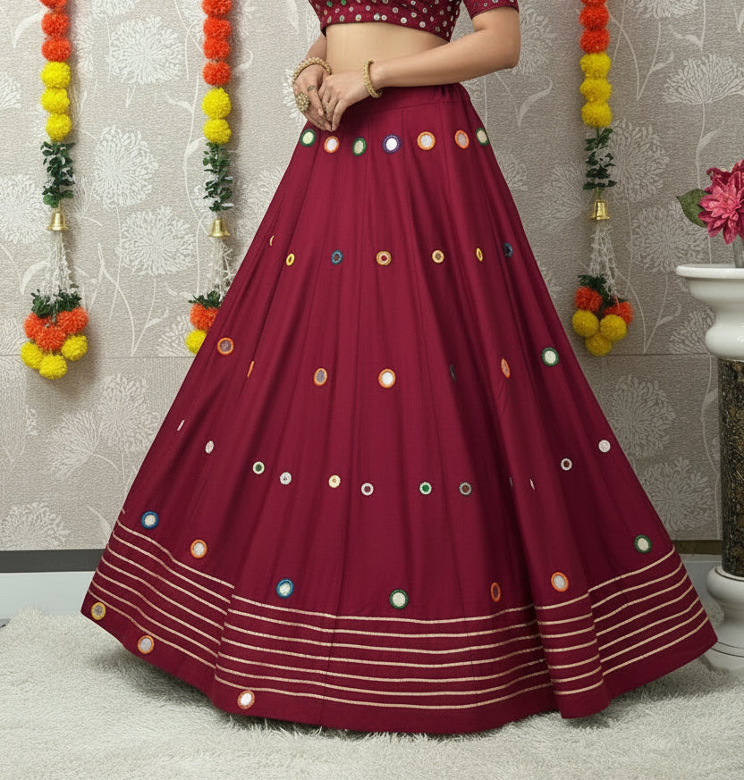 Lehenga Skirt : garba chaniya