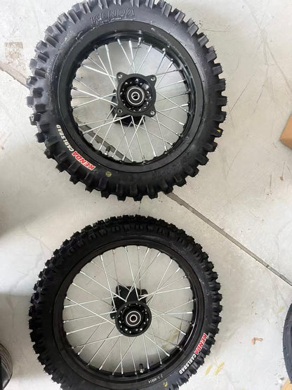 Tuttio Soleil 01 & Yozma IN10 Complete 17/14" PitBike Wheelset.