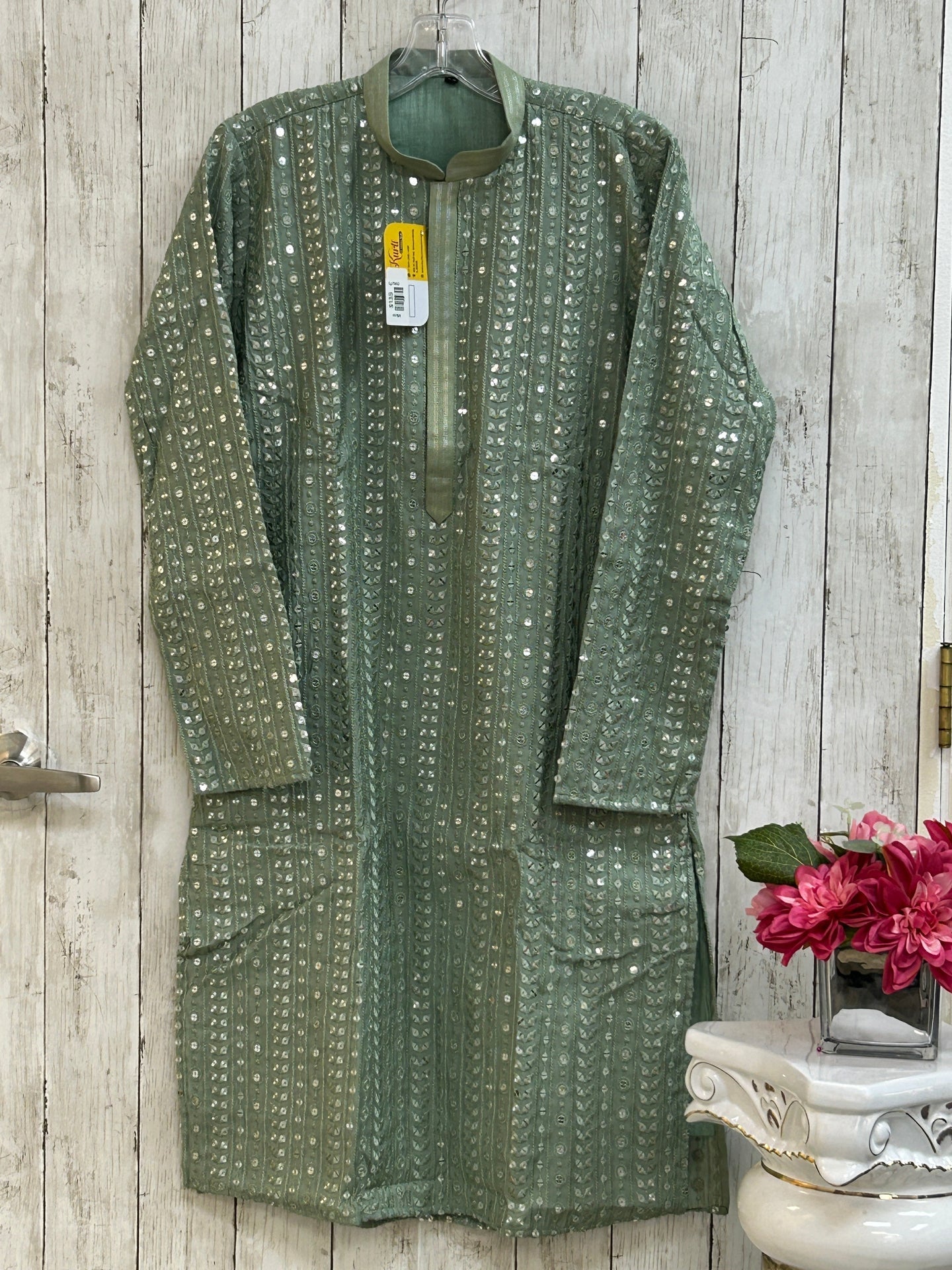 Light green kurta pajama set for men