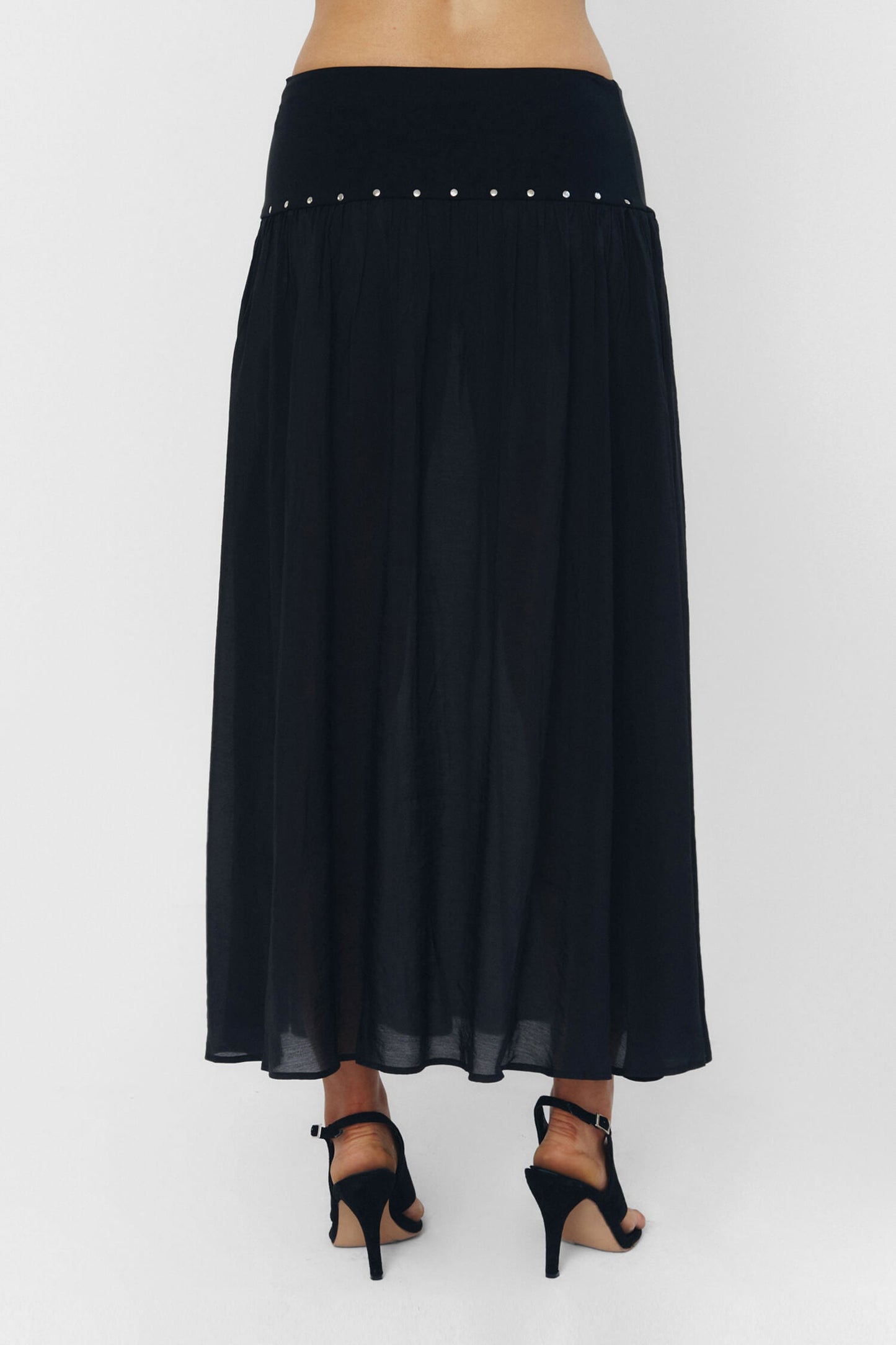 YUNA SKIRT IN BLACK