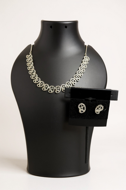 Lightweight silver look necklace set : AD STONE