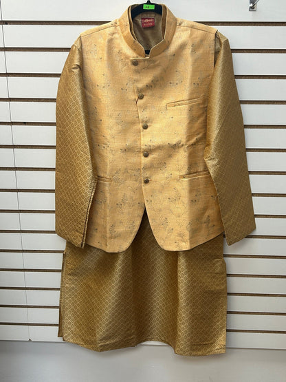 Kurta set with jacket