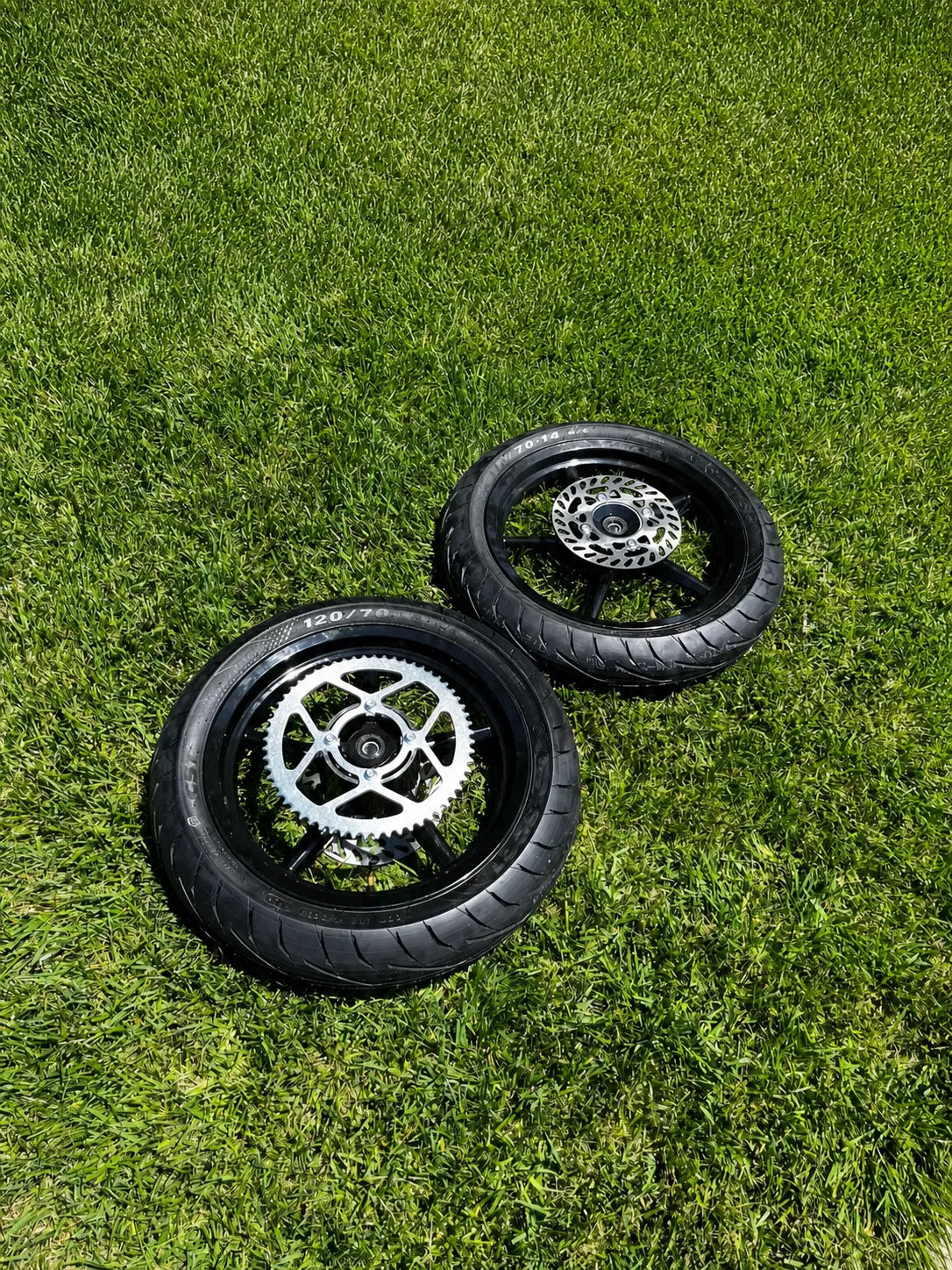 14 Inch Thick SuperMoto Wheelset for Tuttio Soleil 01 + Yozma IN10